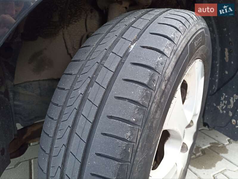 Универсал Hyundai i30 2010 в Львове