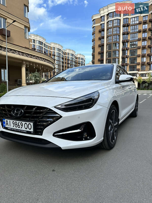 Хетчбек Hyundai i30 2022 в Софіївській Борщагівці