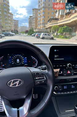 Хетчбек Hyundai i30 2022 в 