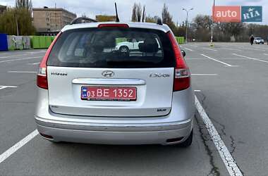 Універсал Hyundai i30 2010 в 