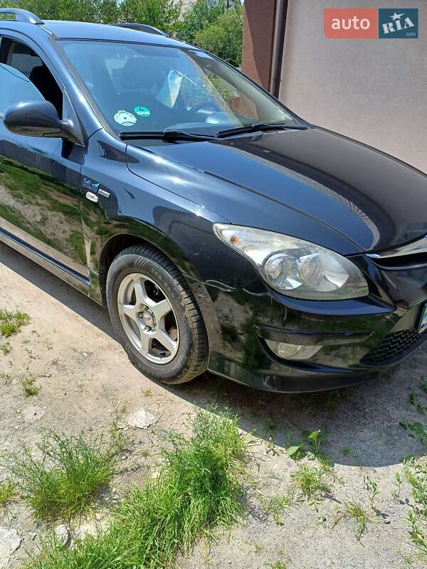 Універсал Hyundai i30 2010 в Вінниці
