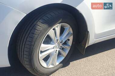 Универсал Hyundai i30 2013 в 