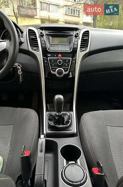 Хэтчбек Hyundai i30 2016 в 