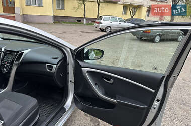 Хэтчбек Hyundai i30 2016 в 