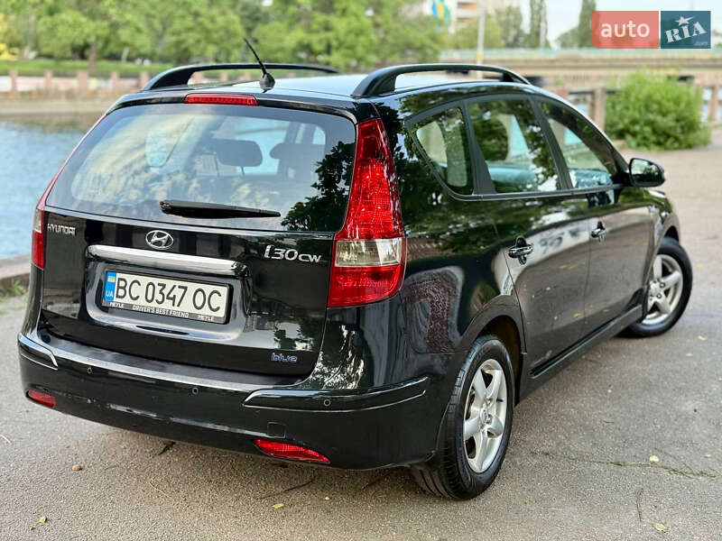 Хэтчбек Hyundai i30 2010 в Кропивницком