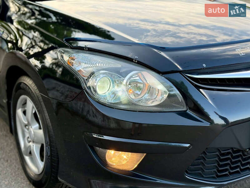 Хэтчбек Hyundai i30 2010 в Кропивницком