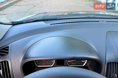 Хэтчбек Hyundai i30 2010 в 