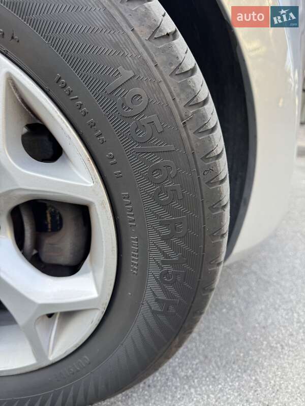 Хэтчбек Hyundai i30 2012 в Киеве