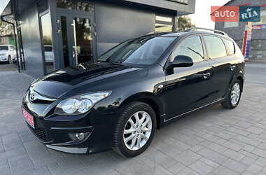 Универсал Hyundai i30 2010 в 