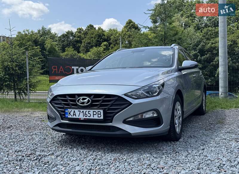 Hyundai i30 2022