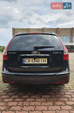 Универсал Hyundai i30 2010 в 
