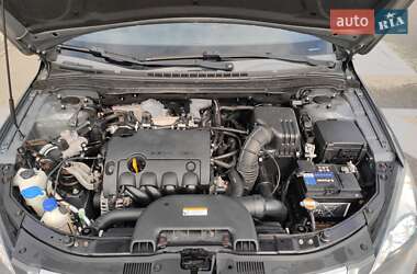 Хэтчбек Hyundai i30 2009 в 