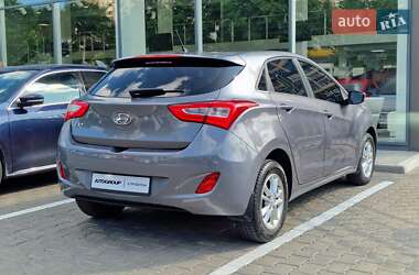 Хэтчбек Hyundai i30 2014 в 