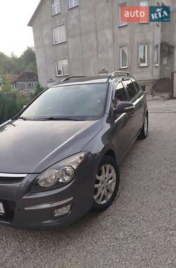 Универсал Hyundai i30 2009 в 