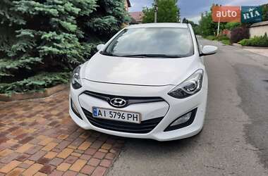 Хэтчбек Hyundai i30 2013 в Вишневом
