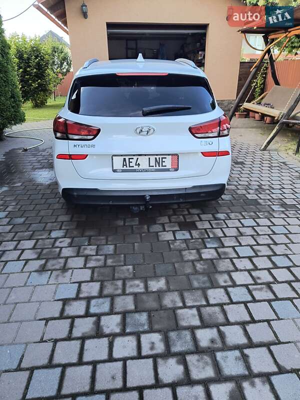 Універсал Hyundai i30 2018 в Ужгороді