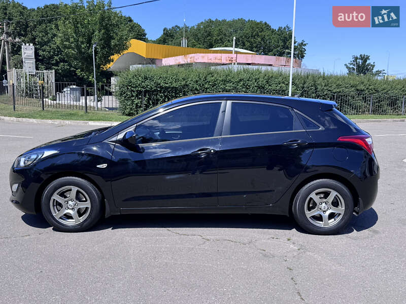Хэтчбек Hyundai i30 2013 в Полтаве