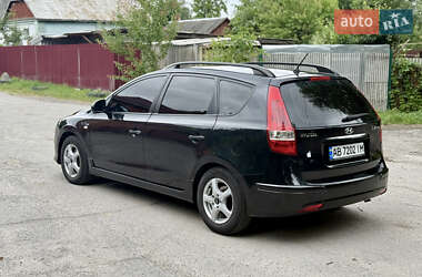 Универсал Hyundai i30 2010 в 