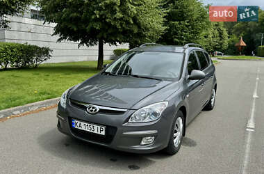 Универсал Hyundai i30 2008 в Киеве