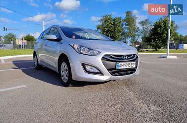 Универсал Hyundai i30 2013 в Житомире