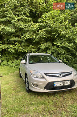 Универсал Hyundai i30 2010 в 
