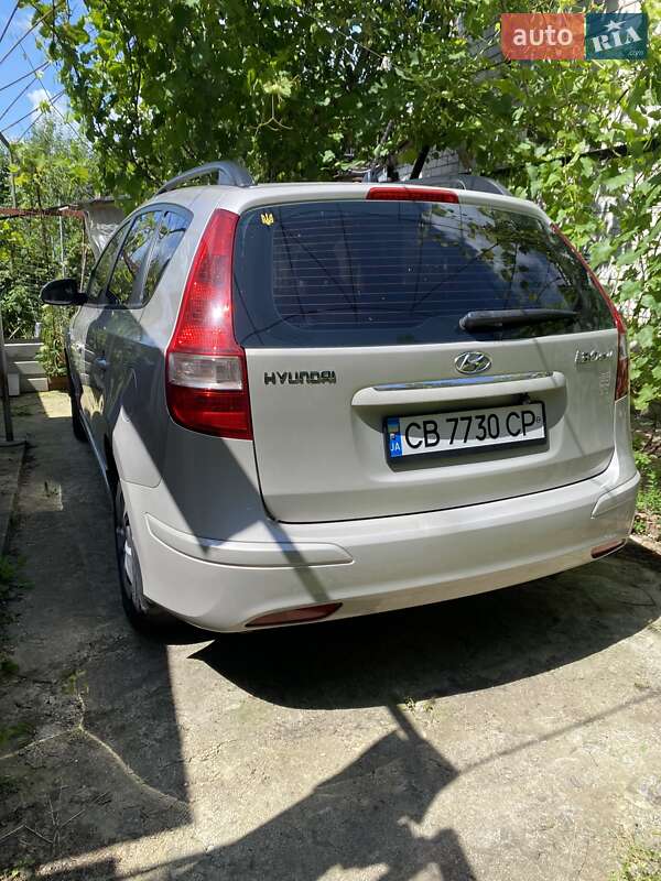 Универсал Hyundai i30 2010 в Нежине