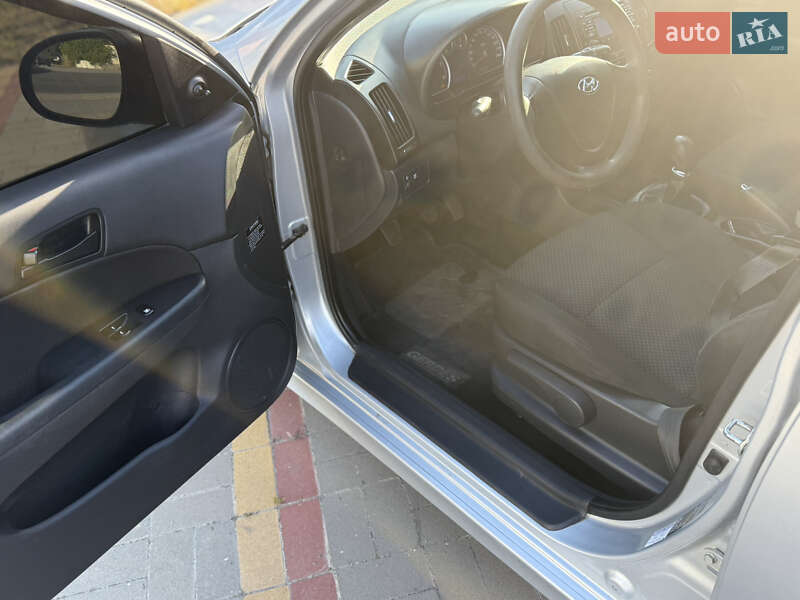 Універсал Hyundai i30 2011 в Калинівці