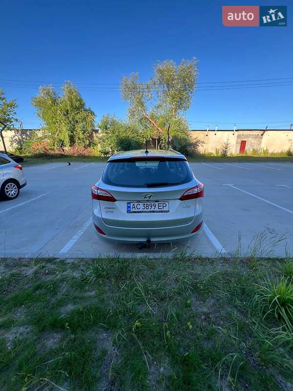 Универсал Hyundai i30 2014 в Ровно