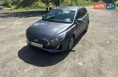 Универсал Hyundai i30 2017 в Киеве