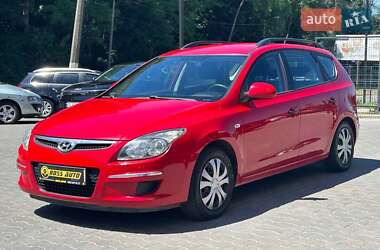 Универсал Hyundai i30 2009 в 
