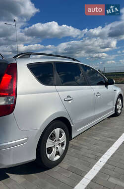 Универсал Hyundai i30 2011 в 