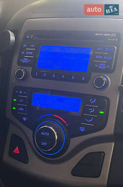 Универсал Hyundai i30 2011 в 