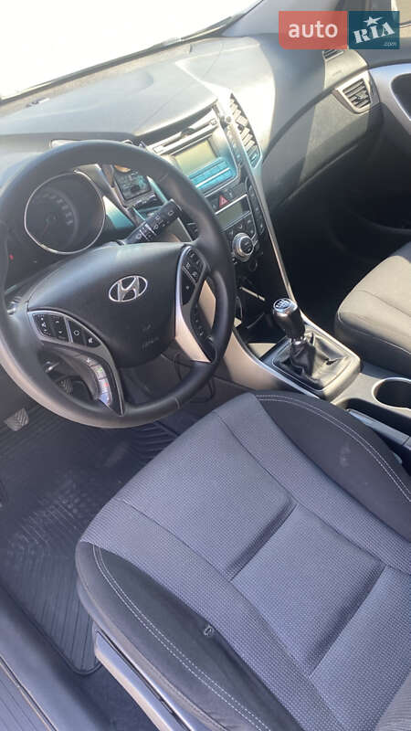 Універсал Hyundai i30 2012 в Івано-Франківську