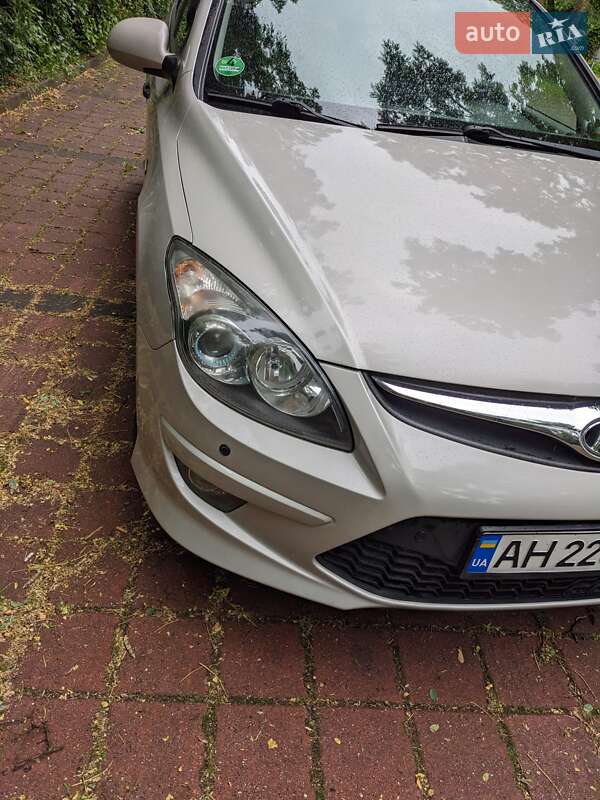 Хетчбек Hyundai i30 2011 в Києві