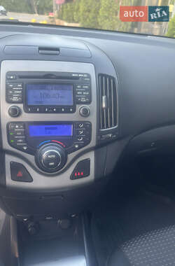 Хэтчбек Hyundai i30 2008 в 