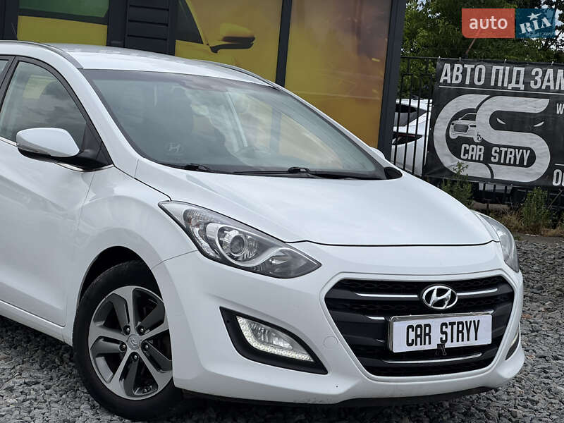 Универсал Hyundai i30 2016 в Стрые
