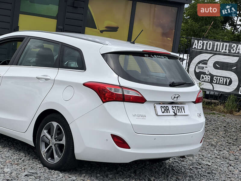Универсал Hyundai i30 2016 в Стрые