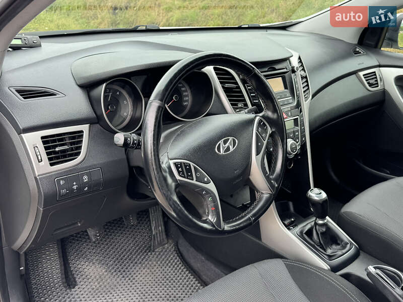 Универсал Hyundai i30 2016 в Стрые