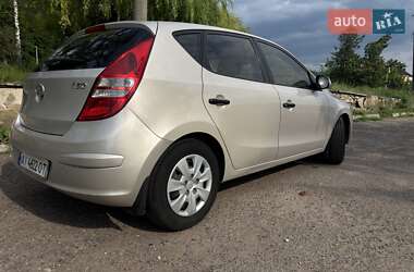 Хэтчбек Hyundai i30 2008 в 