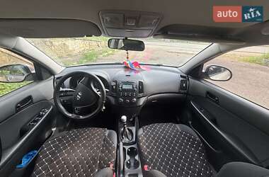 Хэтчбек Hyundai i30 2008 в 