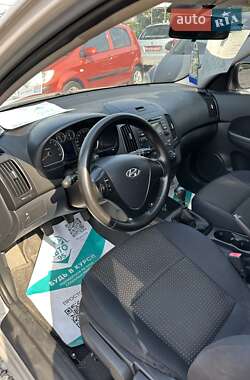 Универсал Hyundai i30 2008 в 