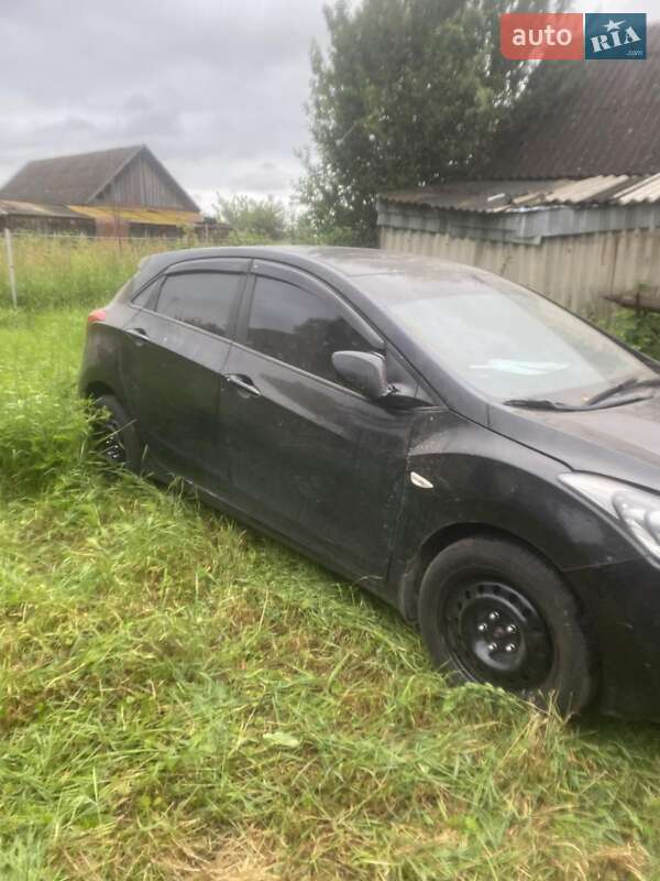 Хэтчбек Hyundai i30 2013 в Киеве