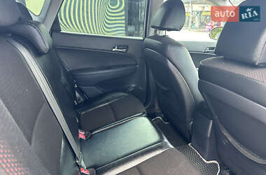 Хэтчбек Hyundai i30 2010 в 
