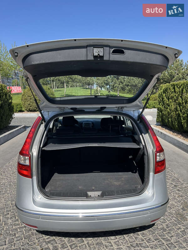 Универсал Hyundai i30 2008 в Днепре