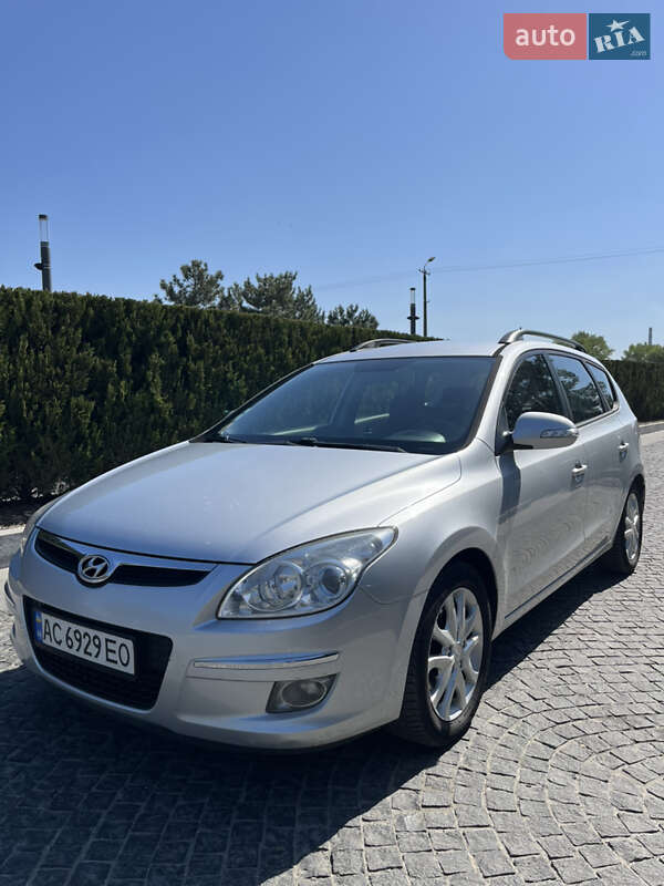 Универсал Hyundai i30 2008 в Днепре