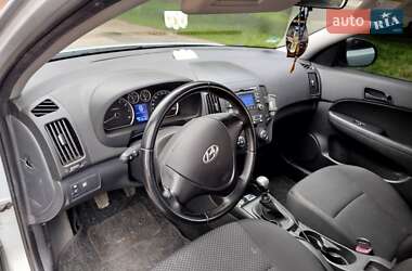 Универсал Hyundai i30 2009 в 