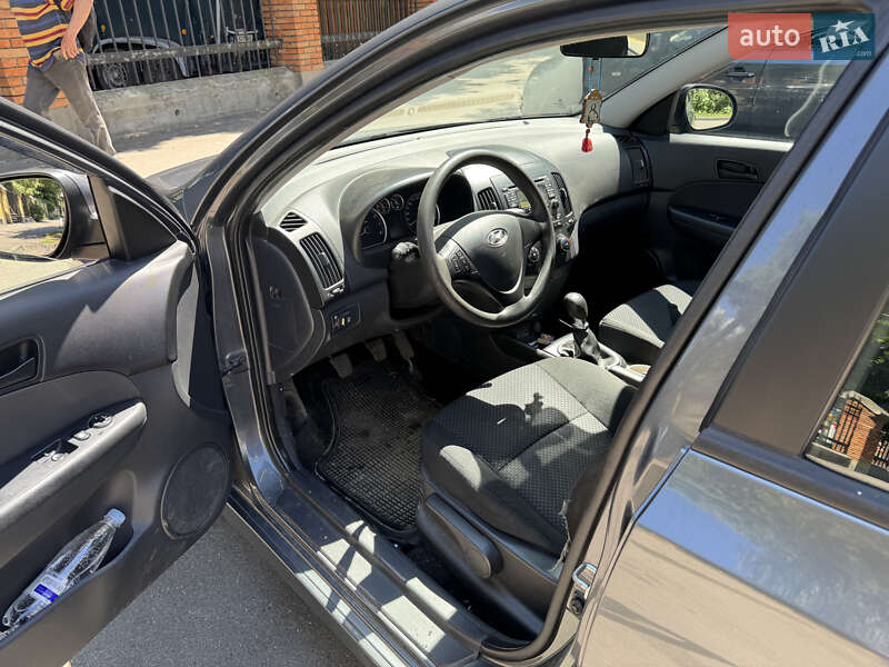 Хэтчбек Hyundai i30 2010 в Фастове