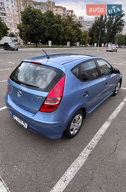 Універсал Hyundai i30 2011 в 