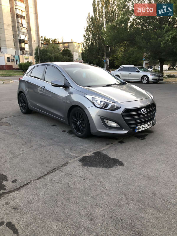 Хэтчбек Hyundai i30 2012 в Запорожье