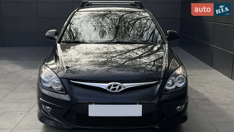Хэтчбек Hyundai i30 2011 в Одессе